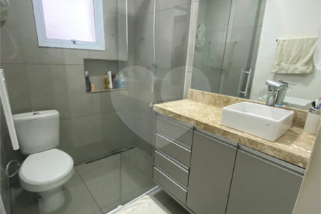 Sobrado à venda com 3 quartos, sendo 1 suíte, em Jardim Petrópolis, São Paulo, SP