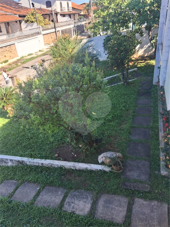 Casa à venda com 3 quartos, sendo 2 suítes, no condomínio Rio Bon, Rio de Janeiro - RJ