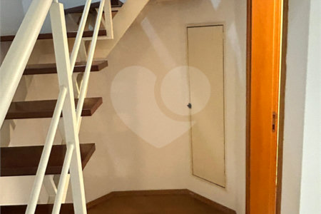 Duplex à venda com 2 quartos em Moema, São Paulo, SP