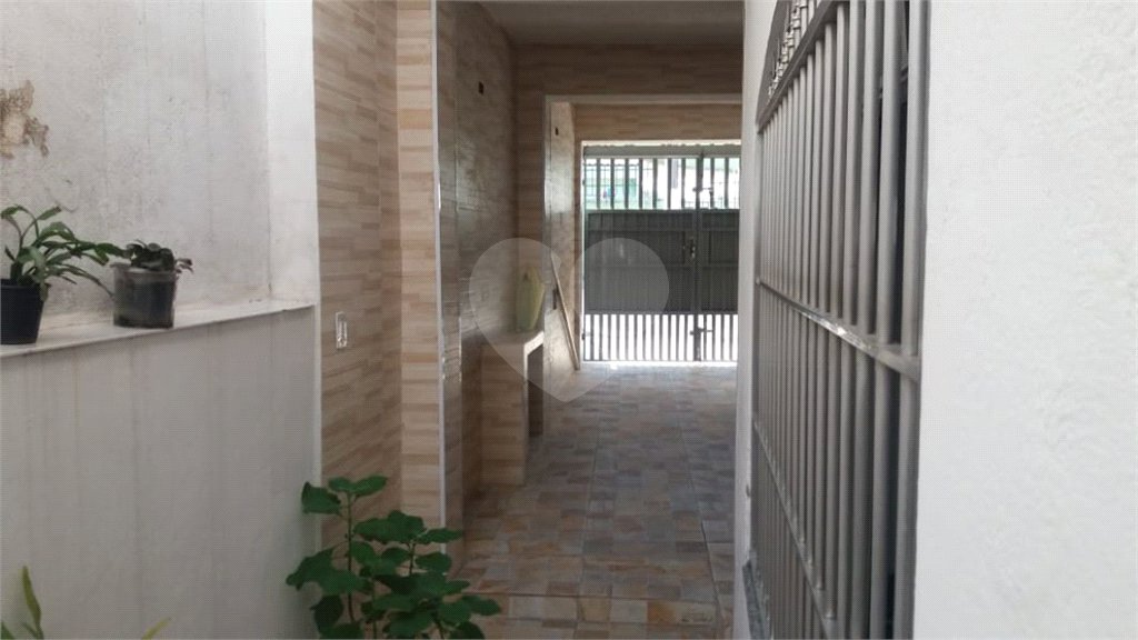 Sobrado à venda com 4 quartos em Jardim Guairaca, São Paulo, SP