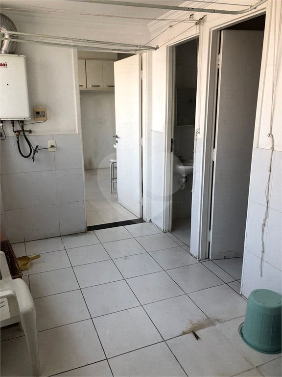 Apartamento à venda com 3 quartos, sendo 1 suíte, em Jardim Paulista, São Paulo, SP