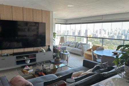 Apartamento à venda ou para alugar com 2 suítes em Vila Olímpia, São Paulo, SP
