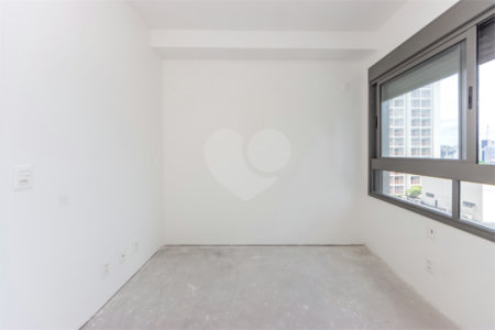 Apartamento à venda com 3 suítes em Brooklin, São Paulo, SP