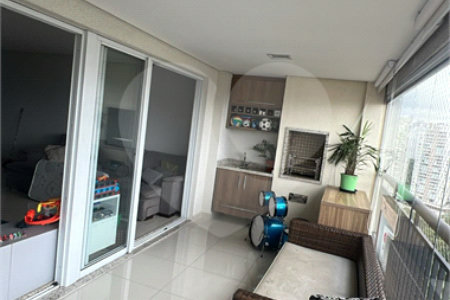 Apartamento à venda com 2 suítes em Parque Reboucas, São Paulo, SP