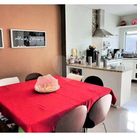 Casa à venda com 5 quartos, sendo 4 suítes, em Água Fria, São Paulo, SP