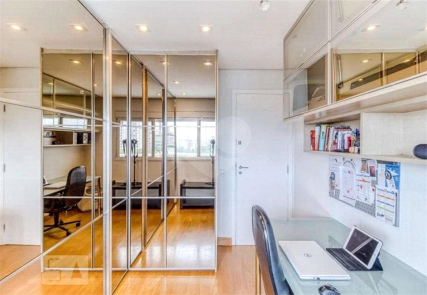 Apartamento para alugar com 2 quartos, sendo 1 suíte, em Ibirapuera, São Paulo, SP