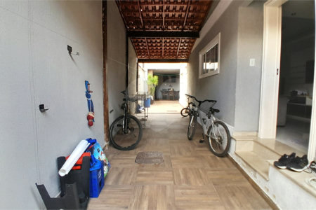 Casa à venda com 3 quartos, sendo 1 suíte, em Campo Grande, Rio de Janeiro, RJ