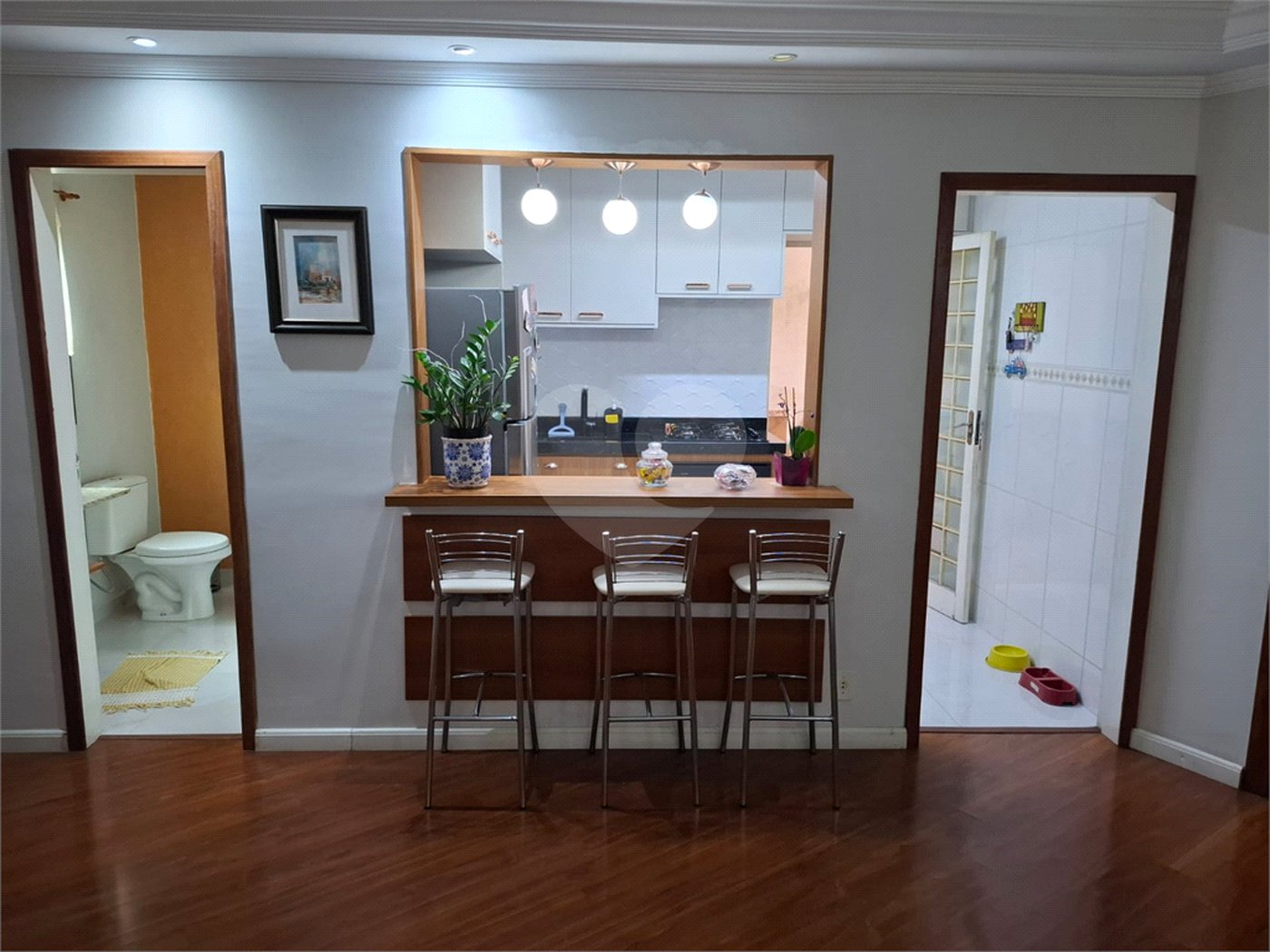 Casa à venda com 2 suítes em Vila Figueira, Suzano, SP