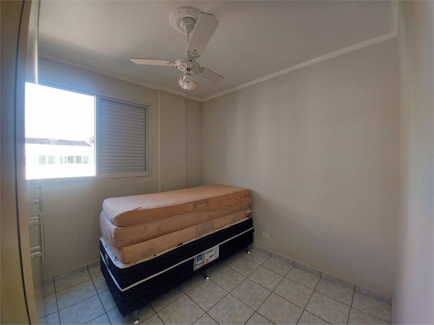 Apartamento com 3 dormitórios à venda, 87 m² por R$ 400.000,00 - Jardim Praiano - Guarujá/SP