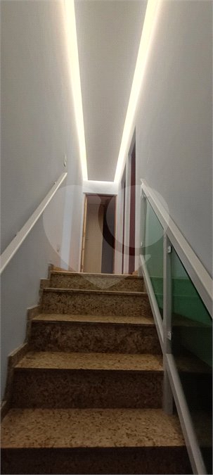 Casa para alugar com 4 quartos, sendo 2 suítes, em Jardim Las Vegas, Santo André, SP