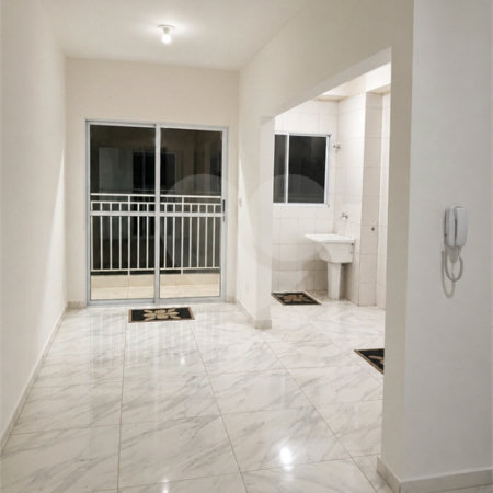 Apartamento à venda com 2 quartos no Centro-sul, Várzea Grande, MT