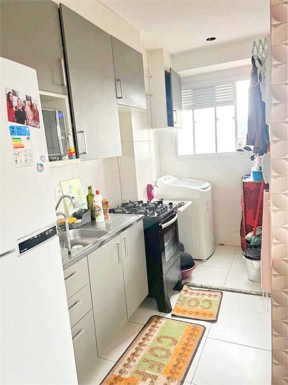 Apartamento à venda com 2 quartos em Vila Zat, São Paulo, SP