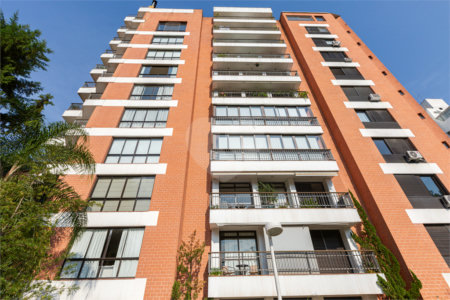 Apartamento à venda com 4 quartos, sendo 3 suítes,  em Real Parque, São Paulo, SP