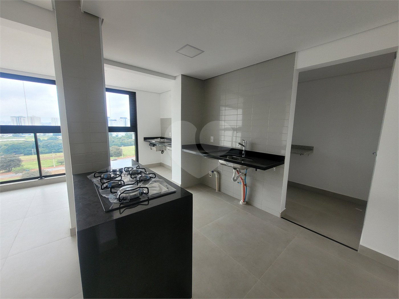 Apartamento à venda com 3 suítes em Parque Campolim, Sorocaba, SP