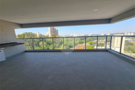 Apartamento à venda com 3 suítes em Jardim Marajoara, São Paulo, SP