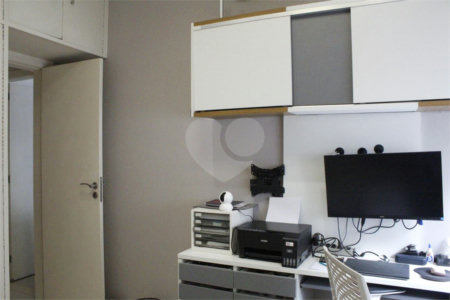 Apartamento à venda com 3 quartos, sendo 2 suítes, em Tijuca, Rio de Janeiro, RJ