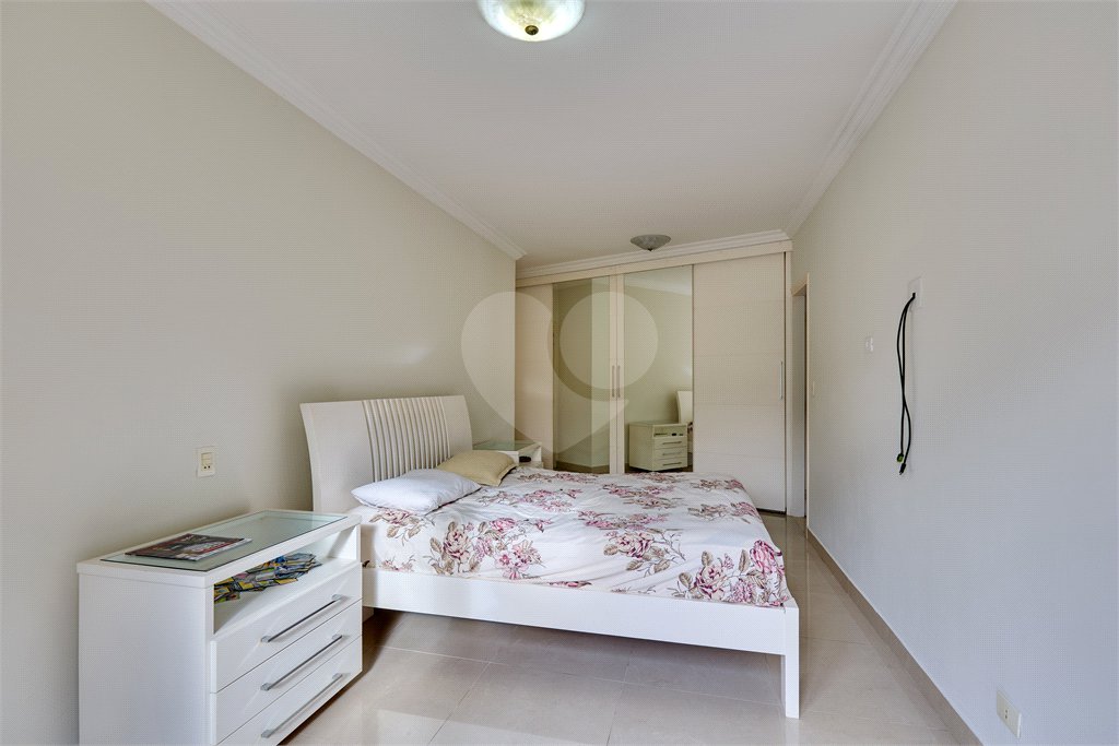 Casa de Vila à venda com 4 quartos, sendo 2 suítes, em Campo Grande, São Paulo, SP