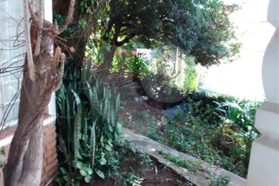 Casa à venda com 5 quartos, sendo 3 suítes, em Perdizes, São Paulo, SP