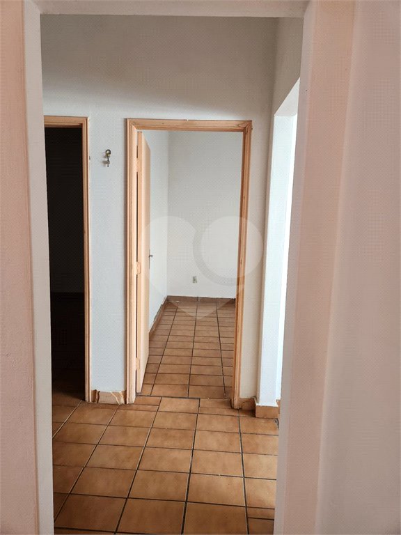 Casa à venda com 2 quartos no Centro, Araraquara, SP