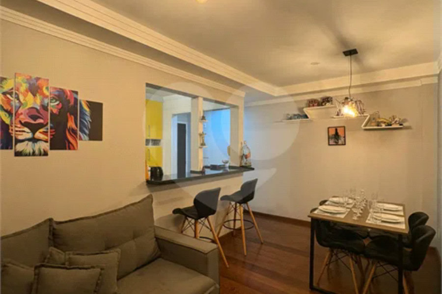 Apartamento reformado e mobiliado no Residência América - Venda - Parque Maria Domitila