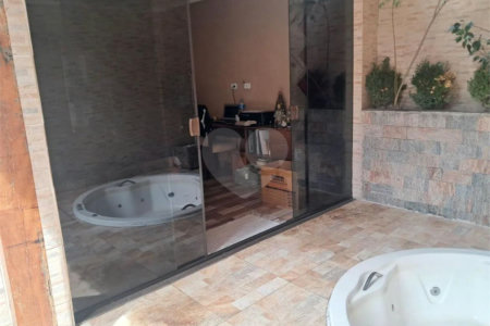 Casa à venda com 154m² - Sapopemba