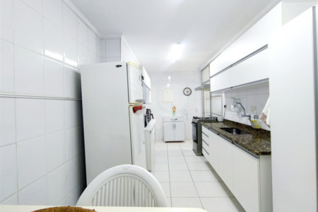 Apartamento à venda com 3 quartos, sendo 1 suíte, em Alto da Boa Vista, São Paulo, SP