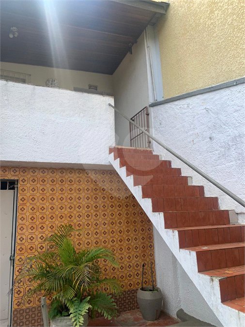 Casa à venda ou para alugar com 6 quartos, sendo 2 suítes, em Parque São George, Cotia, SP