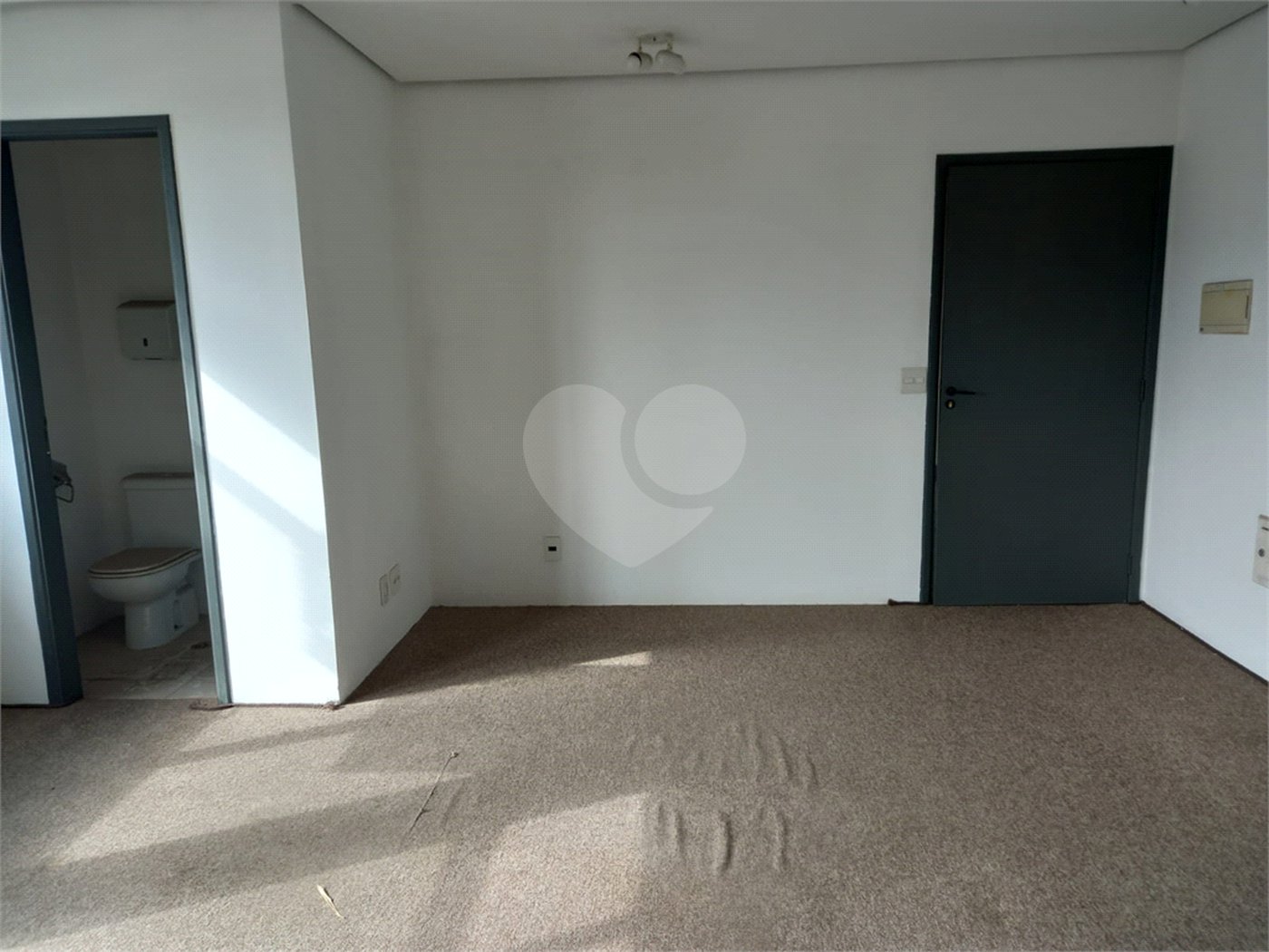 Sala à venda em Chácara Santo Antônio, São Paulo, SP