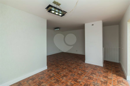 Duplex. 10 minutos para o Metrô