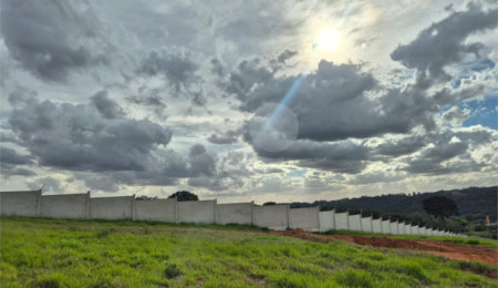 Terreno à venda no condomínio Villagio Caxambu, Jundiaí - SP