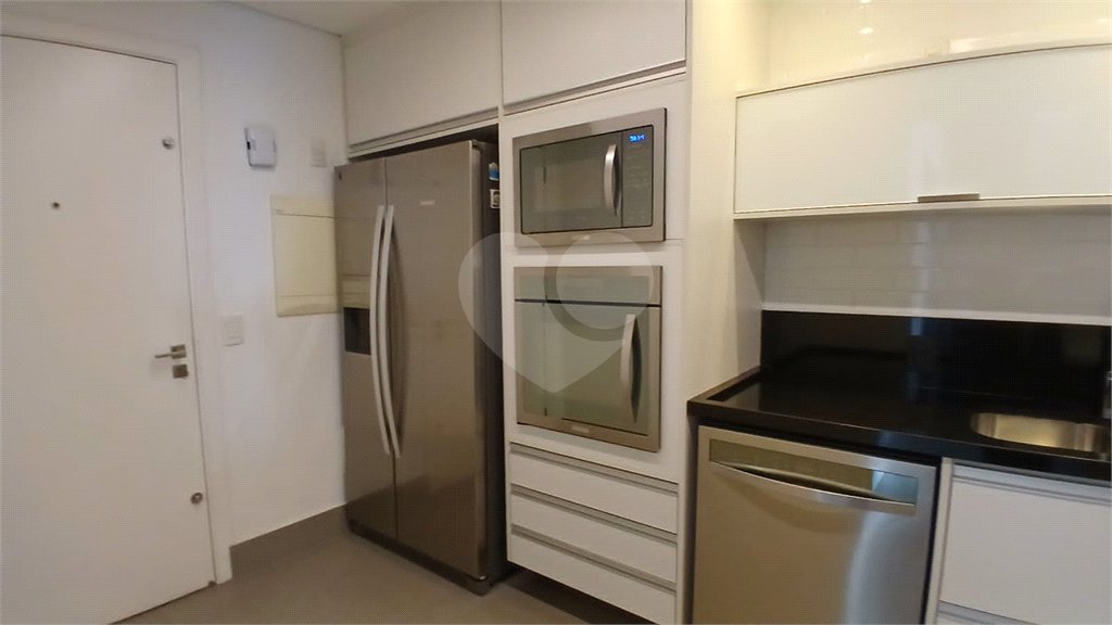 Apartamento à venda com 3 suítes em Jardim Fonte do Morumbi, São Paulo, SP