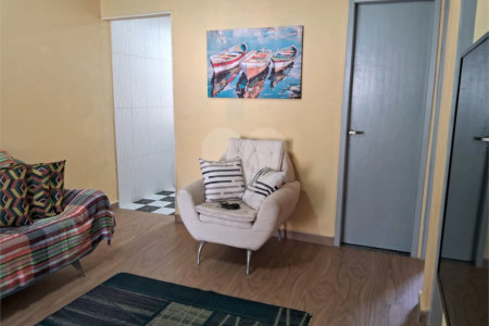 Casa à venda com 2 quartos no condomínio Vila da Prata I, Mogi das Cruzes - SP