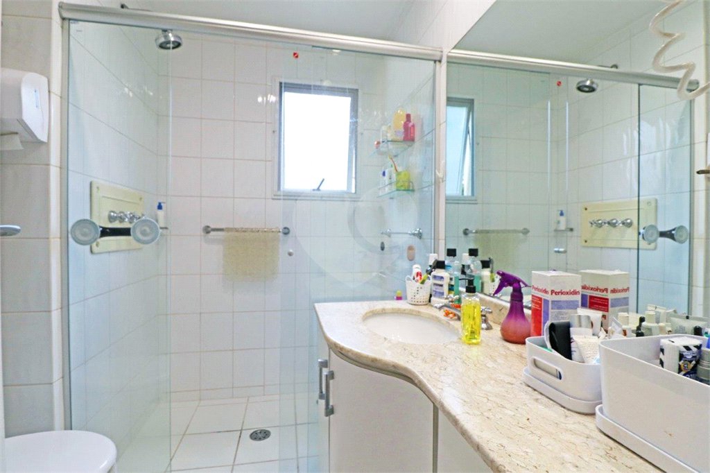 Apartamento à venda com 3 quartos, sendo 1 suíte, em City Boaçava, São Paulo, SP