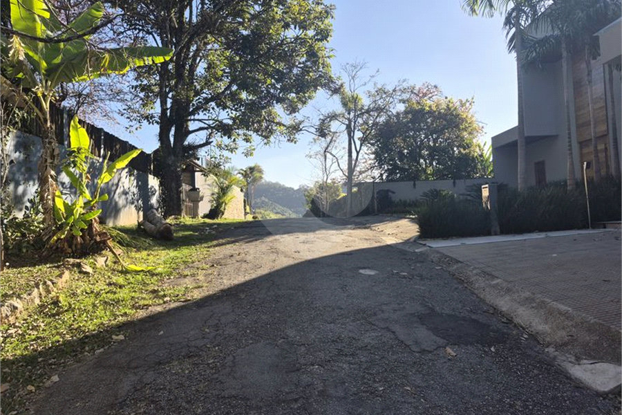 Terreno à venda no condomínio Alpes da Cantareira, Mairiporã - SP