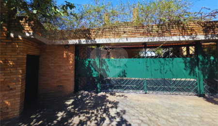 Casa à venda com 4 quartos, sendo 2 suítes,  em Cidade São Francisco, São Paulo, SP