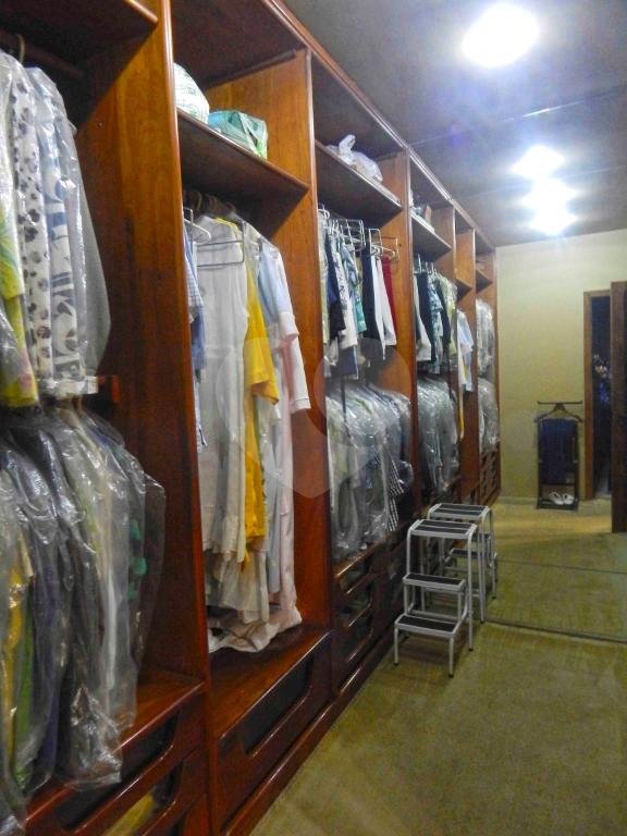 Casa Térrea à venda com 3 quartos, sendo 1 suíte,  em Chácara Monte Alegre, São Paulo, SP