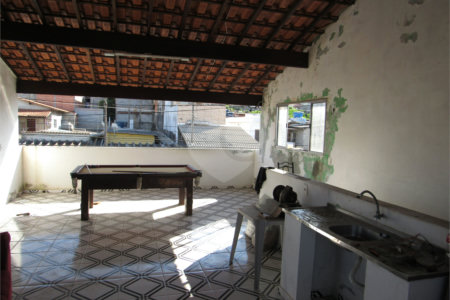 Casa à venda com 2 quartos, sendo 1 suíte, em Cidade Edson, Suzano, SP