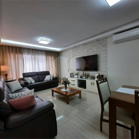 Sobrado à venda com 3 quartos, sendo 1 suíte, em Brooklin, São Paulo, SP