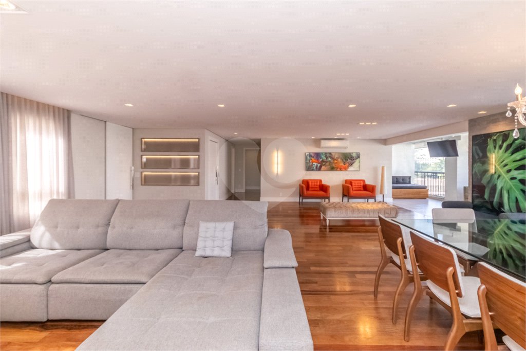 Apartamento à venda com 3 suítes em Alto da Boa Vista, São Paulo, SP