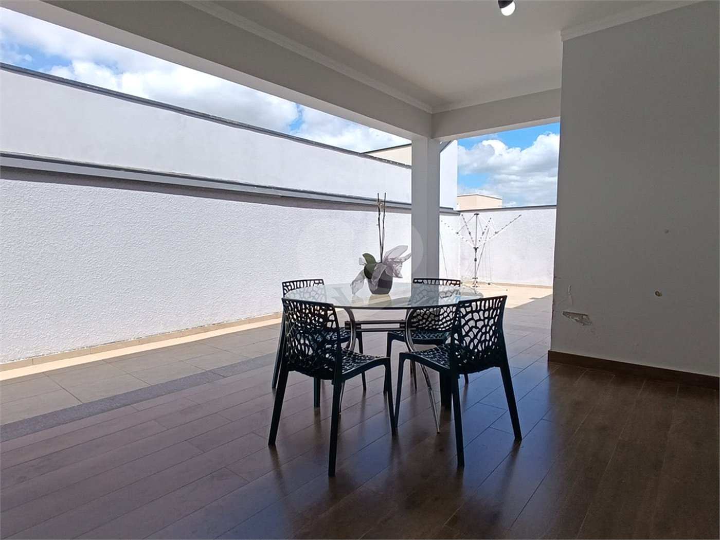 Casa à venda com 4 quartos, sendo 2 suítes, no condomínio Jardim Reserva Bom Viver de Indaiatuba, Indaiatuba - SP