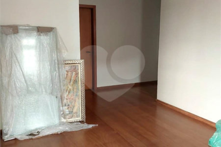 Casa à venda com 4 quartos, sendo 2 suítes,  em Jardim Japão, São Paulo, SP