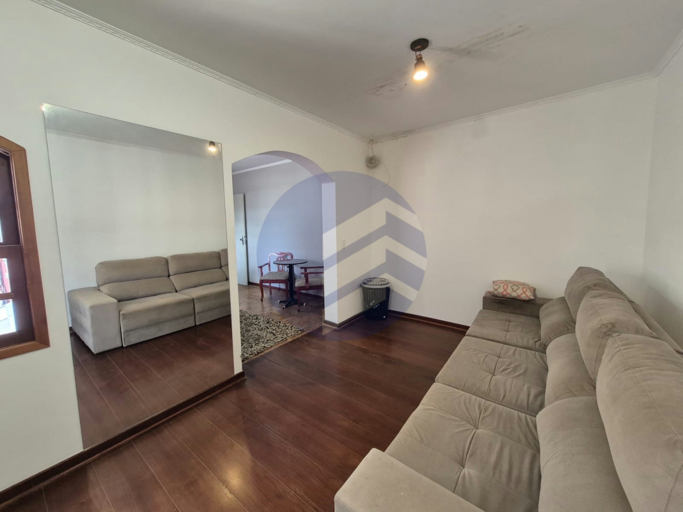 Sobrado à venda com 166 m², 3 dormitórios, 3 vagas cobertas, terraço com vista livre e 16 placas solares! Próximo à USP.