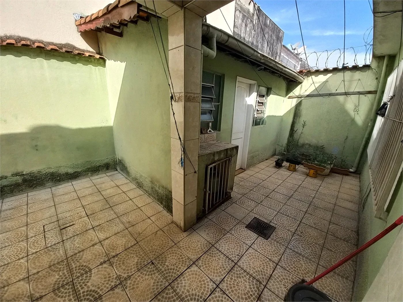 Casa Térrea à venda com 3 quartos em Jardim Maria Virginia, São Paulo, SP