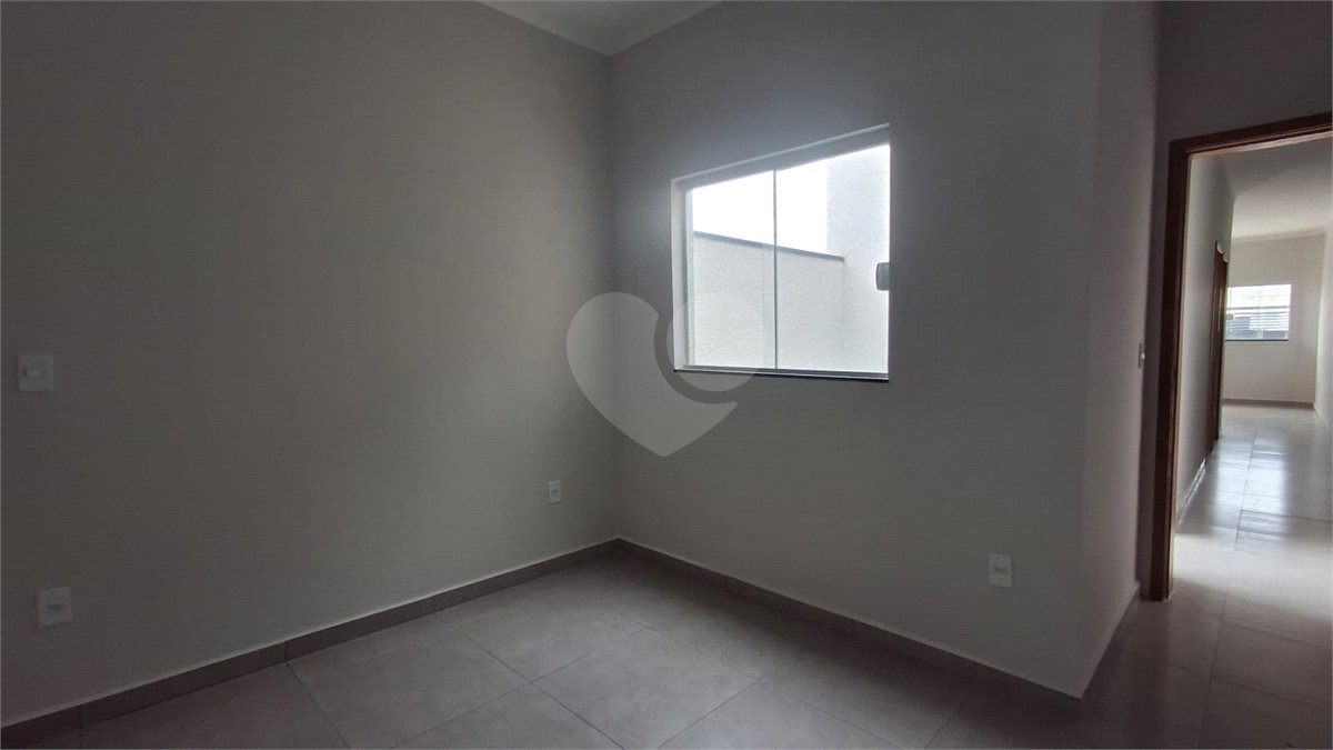 Casa de Vila à venda com 2 quartos em Jardim Santa Marta, Sorocaba, SP