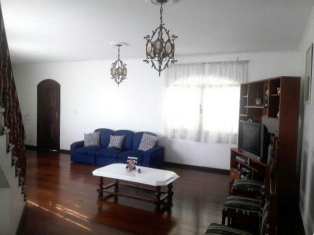 Sobrado à venda com 4 quartos, sendo 1 suíte,  em Tucuruvi, São Paulo, SP