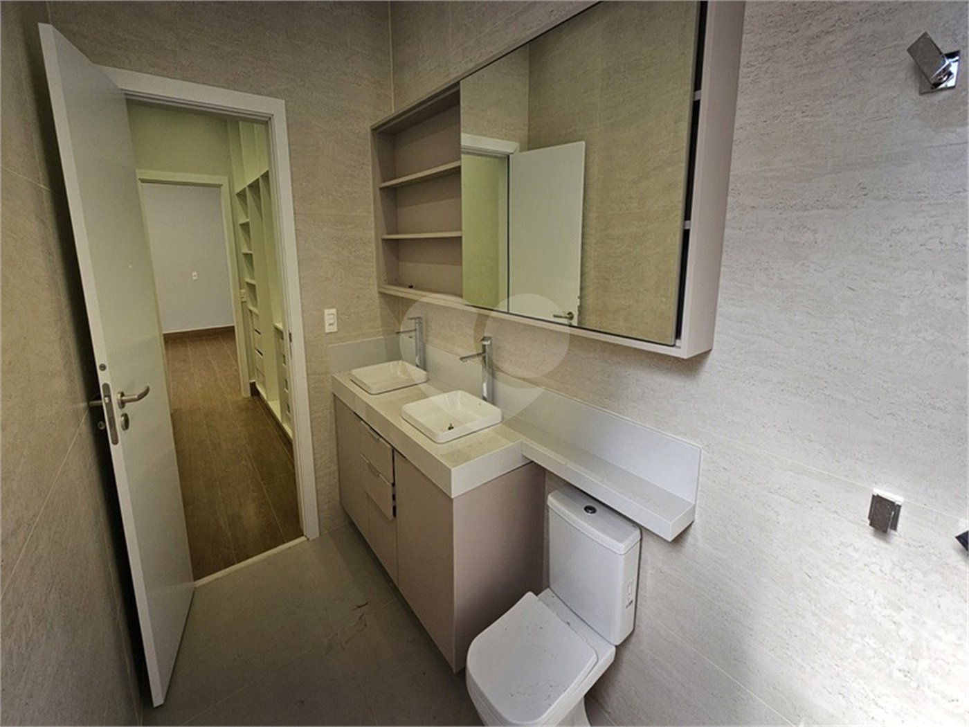 Casa à venda com 3 suítes no condomínio Residencial Milano, Indaiatuba - SP