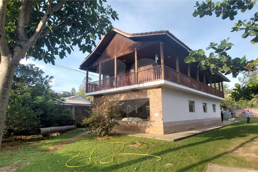 Casa à venda com 4 quartos, sendo 2 suítes, em Rio Acima, Mairiporã, SP