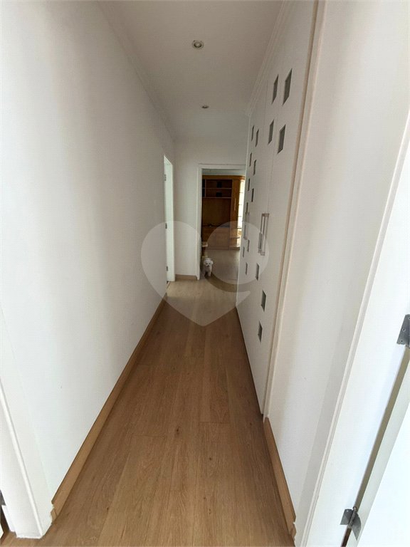 Apartamento à venda com 3 quartos, sendo 1 suíte, em Santa Cecília, São Paulo, SP