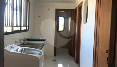 Apartamento à venda com 4 quartos, sendo 2 suítes,  no Centro, Araraquara, SP