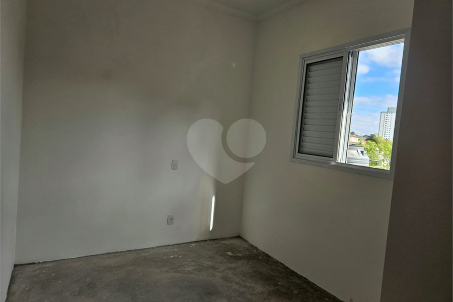 Sobrado à venda com 3 quartos, sendo 1 suíte, em Vila Romero, São Paulo, SP